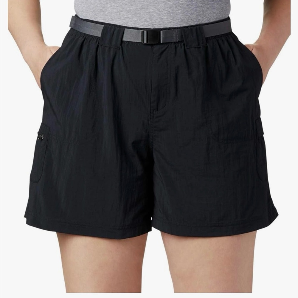 ✨Columbia Sandy River Cargo Short Women’s Size M